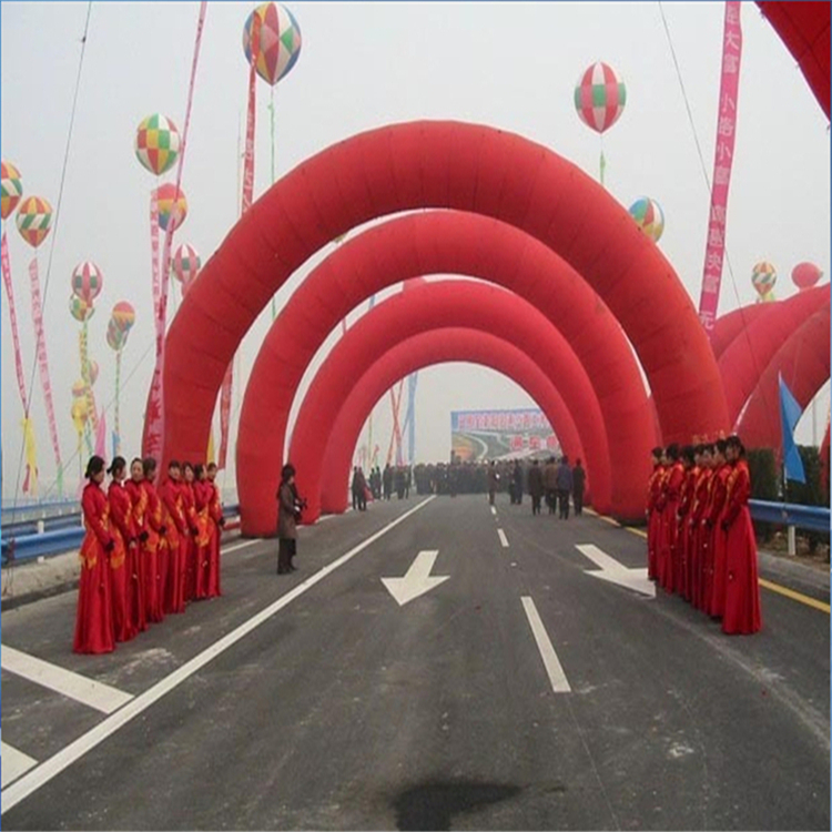 栾城商场开业纯红拱门